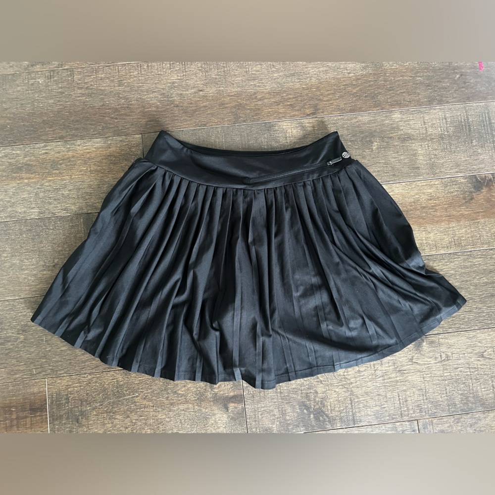 Adidas Women's Medium Black Skort Pleated Tennis Golf Athletic Skirt Preppy